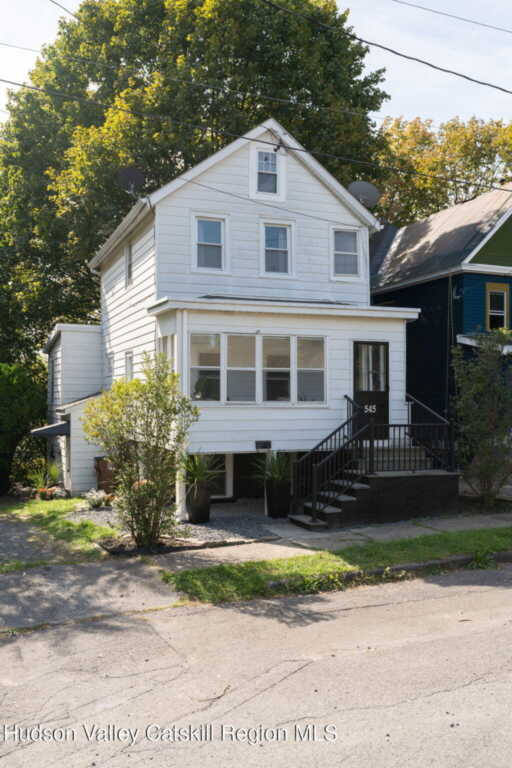545 Delaware Avenue, Kingston, NY 12401 - Photo 2 of 39