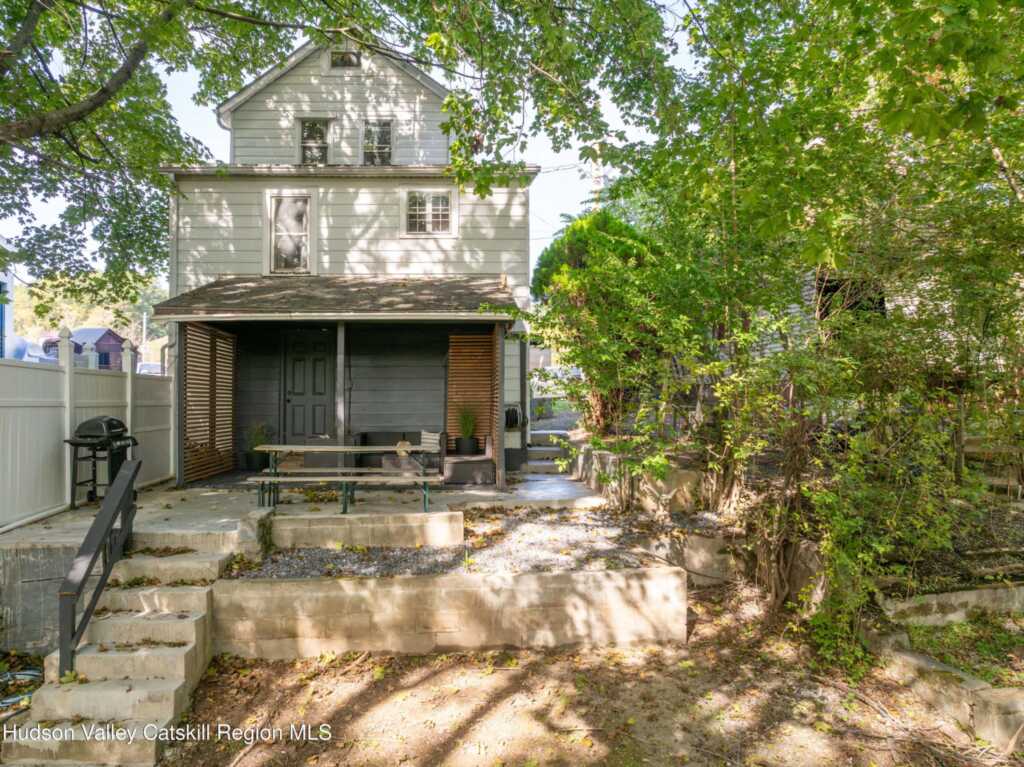 545 Delaware Avenue, Kingston, NY 12401 - Photo 34 of 39