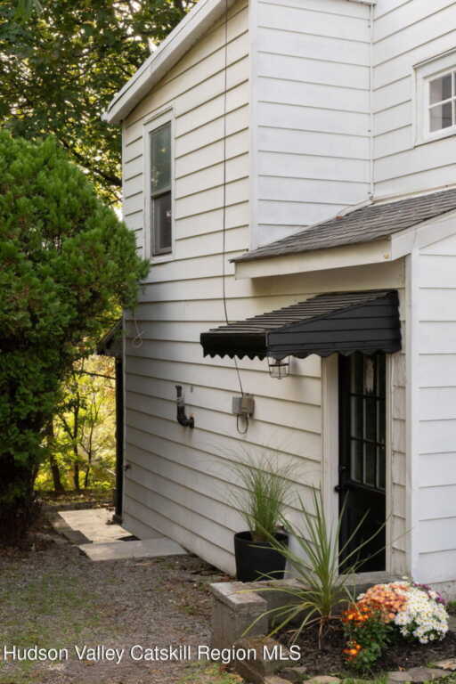 545 Delaware Avenue, Kingston, NY 12401 - Photo 36 of 39