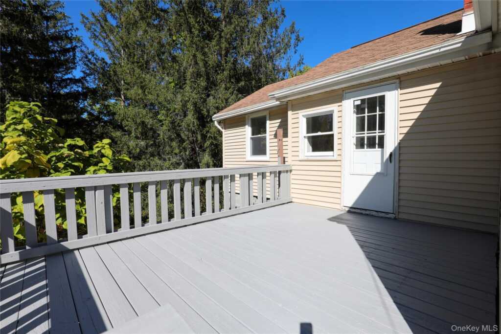 103 Gross Street, Kingston, NY 12401 - Photo 5 of 21