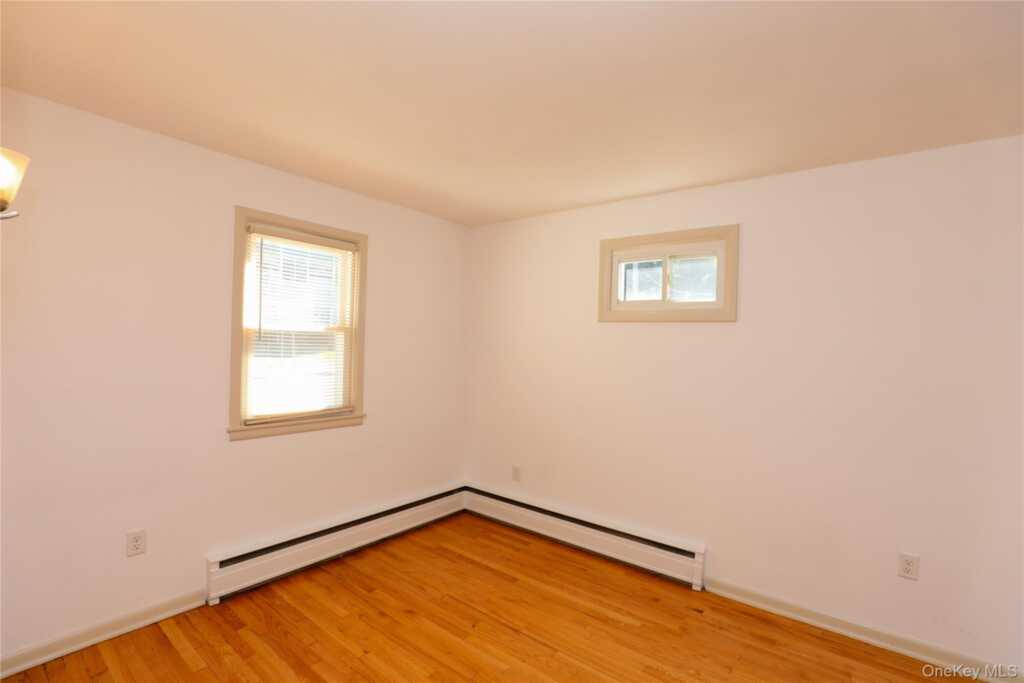 103 Gross Street, Kingston, NY 12401 - Photo 8 of 21