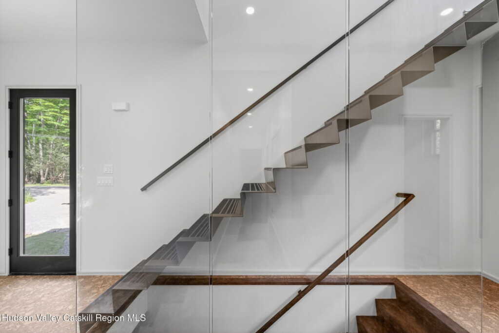 178 Chestnut Hill Road, Woodstock, NY 12498 - Photo 4 of 43
