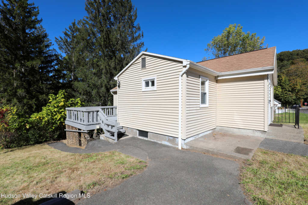 103 Gross Street, Kingston, NY 12401 - Photo 17 of 21