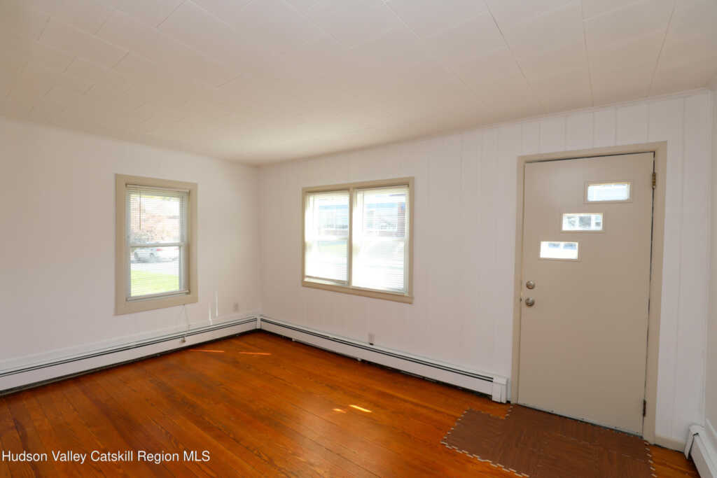 103 Gross Street, Kingston, NY 12401 - Photo 3 of 21