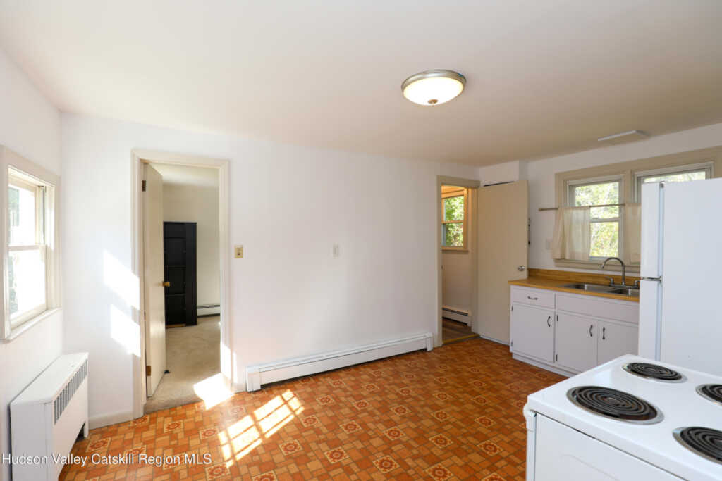 103 Gross Street, Kingston, NY 12401 - Photo 9 of 21