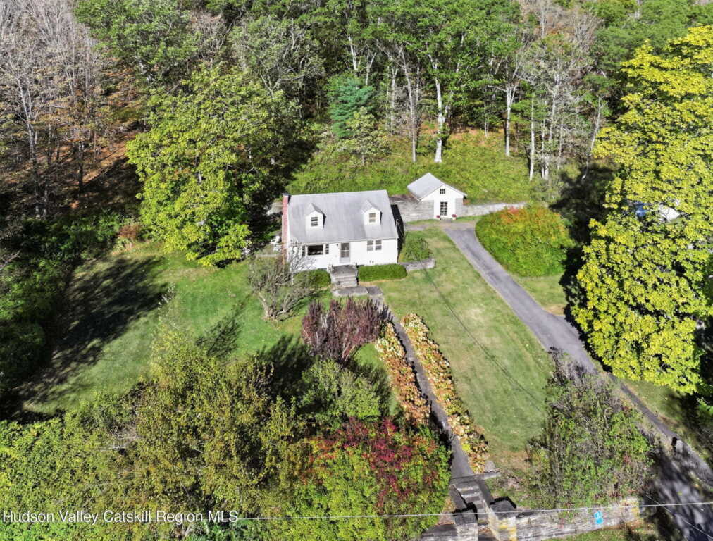 35 Shear Road, Saugerties, NY 12477 - Photo 5 of 46