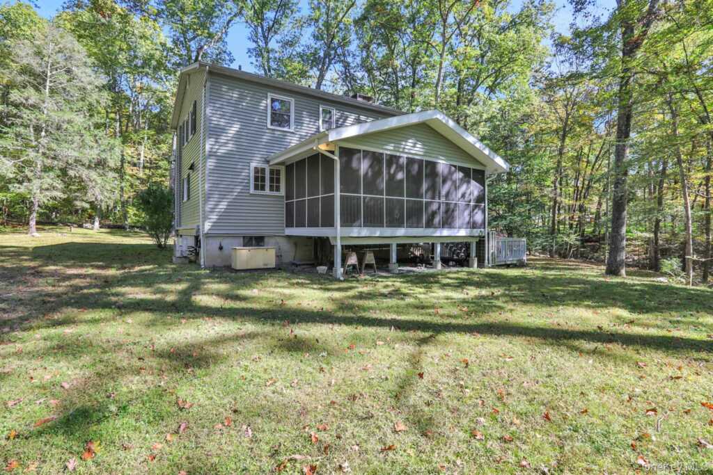 1033 Old Post Road, New Paltz, NY 12561 - Photo 29 of 34