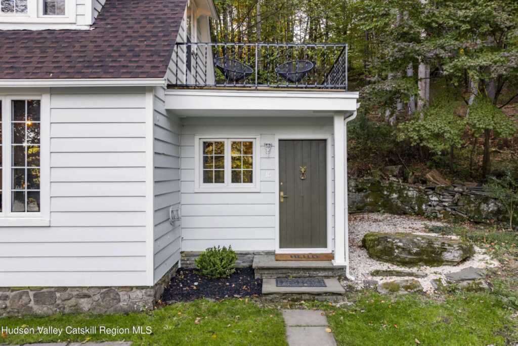 13-16 Torn Hill Road, Woodstock, NY 12409 - Photo 5 of 50