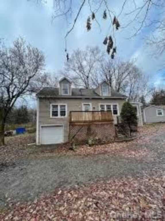 10 Wheeler Road, Unit #LOWER, Rhinebeck, NY 12572