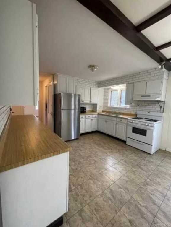 10 Wheeler Road, Unit #LOWER, Rhinebeck, NY 12572 - Photo 3 of 11