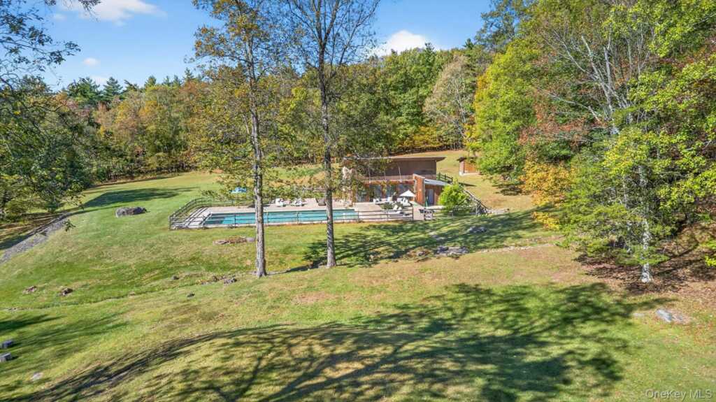 289 Upper Byrdcliffe Road, Woodstock, NY 12498 - Photo 35 of 46