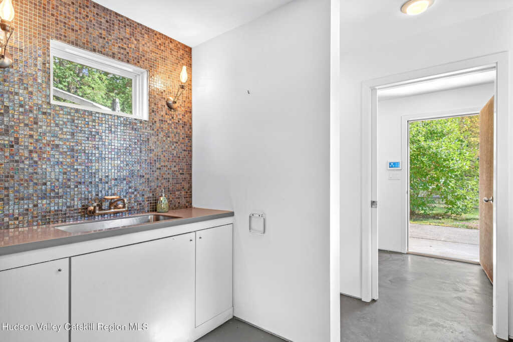 289 Upper Byrdcliffe Road, Woodstock, NY 12498 - Photo 44 of 49