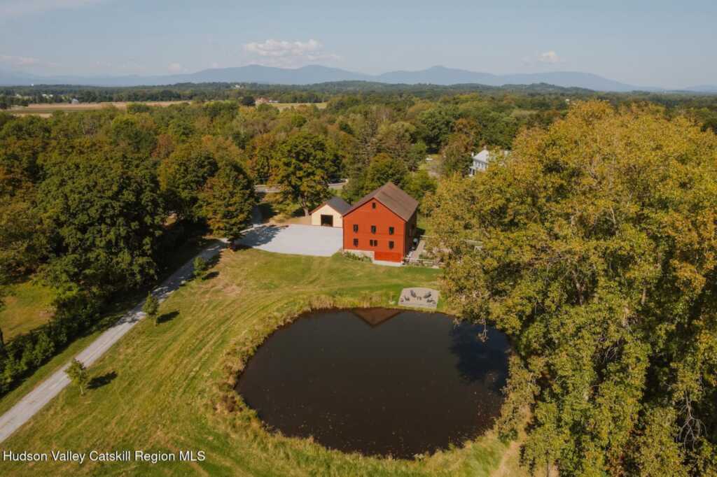 8000 Albany Post, Rhinebeck, NY 12572 - Photo 38 of 50