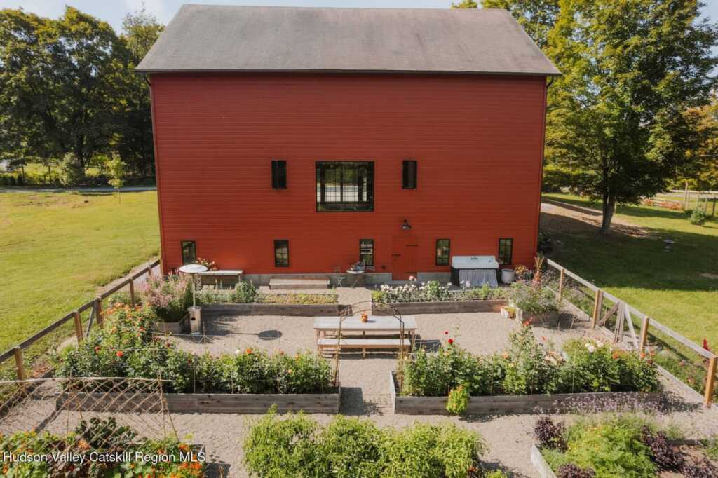 8000 Albany Post, Rhinebeck, NY 12572 - Photo 42 of 50