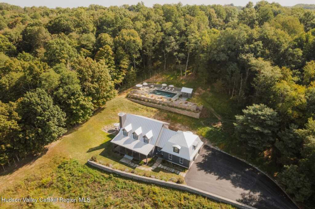 8000 Albany Post, Rhinebeck, NY 12572 - Photo 49 of 50