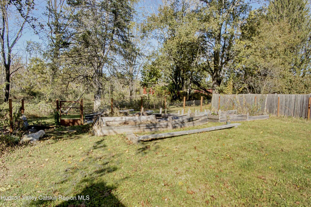 160 Russell Road, Hurley, NY 12443 - Photo 32 of 33