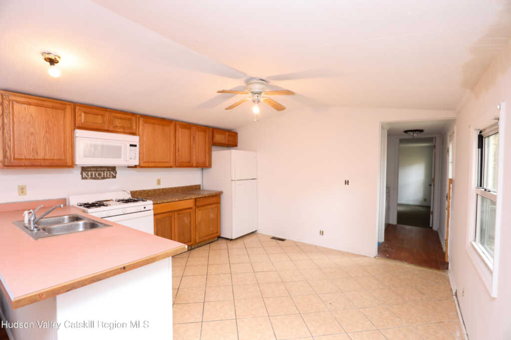 130 Timberwall Road, Unit ##24, Saugerties, NY 12477 - Photo 5 of 15