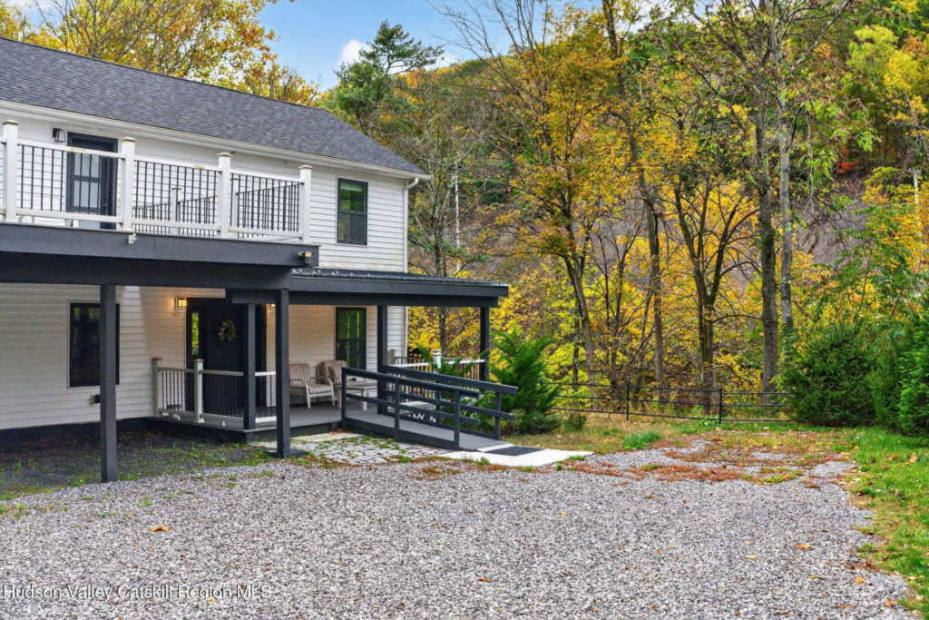 2771 Rt 9w, Saugerties, NY 12477 - Photo 2 of 50