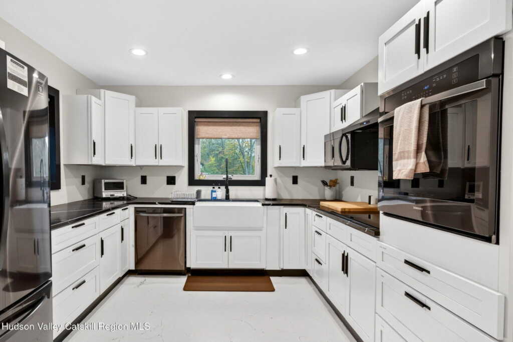 2771 Rt 9w, Saugerties, NY 12477 - Photo 20 of 50