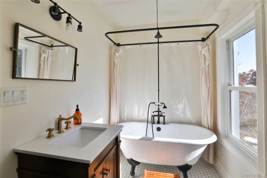 192 Downs Street, Kingston, NY 12401 - Photo 17 of 25