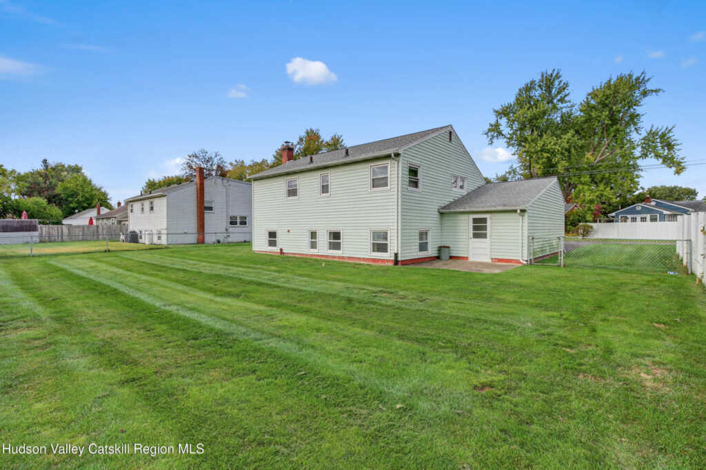 620 Plainfield Street, Kingston, NY 12401 - Photo 2 of 33