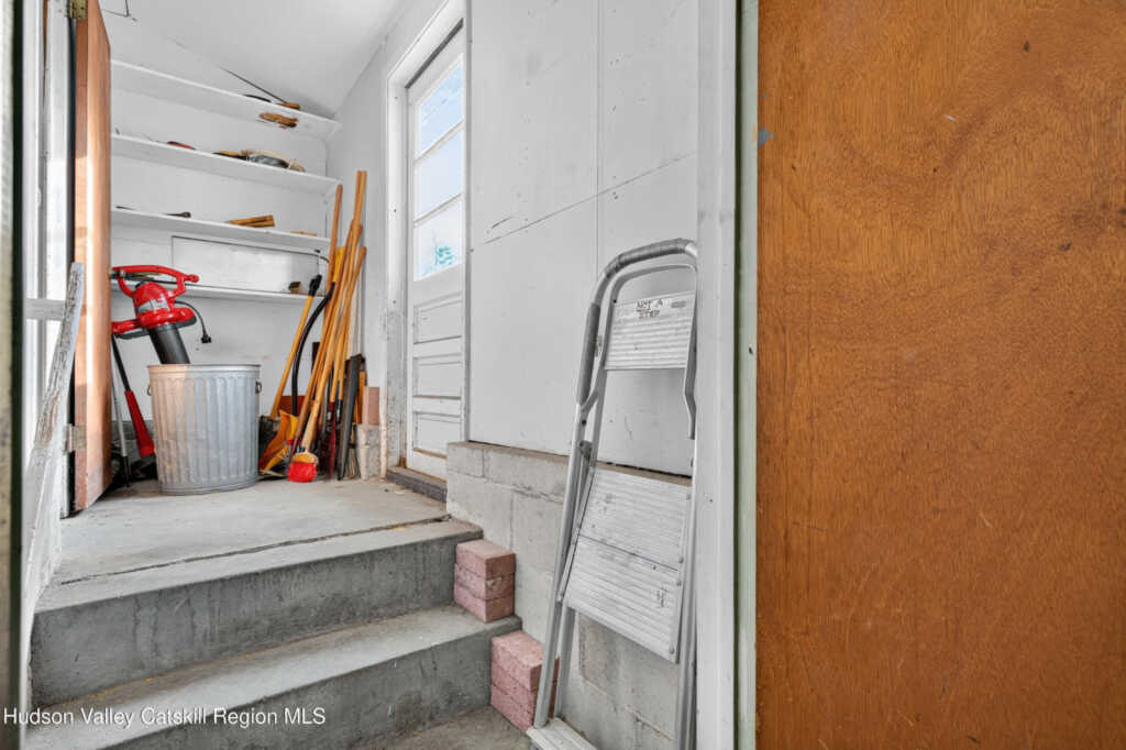 620 Plainfield Street, Kingston, NY 12401 - Photo 25 of 33