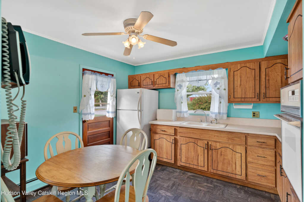 620 Plainfield Street, Kingston, NY 12401 - Photo 8 of 33