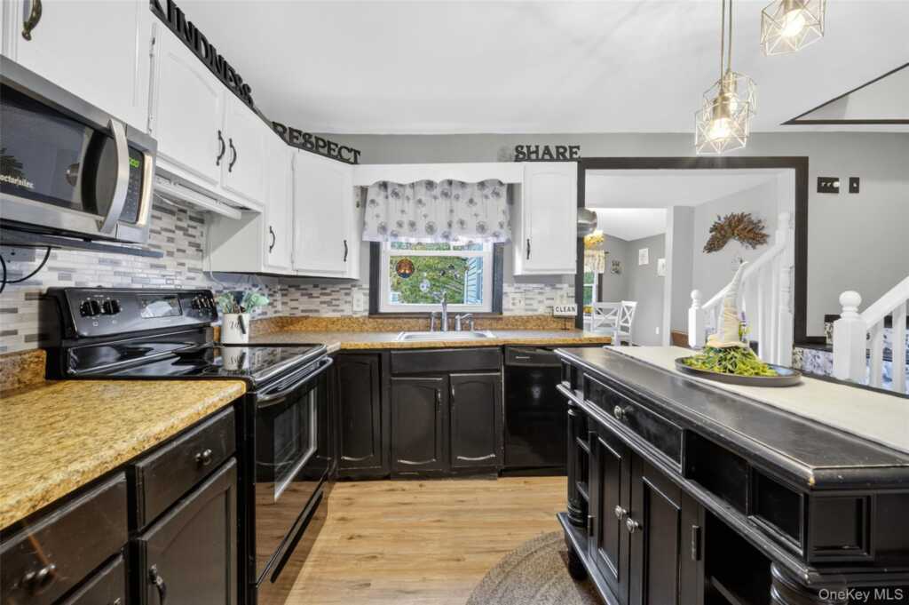 123 Barclay Lane, Saugerties, NY 12477 - Photo 20 of 49