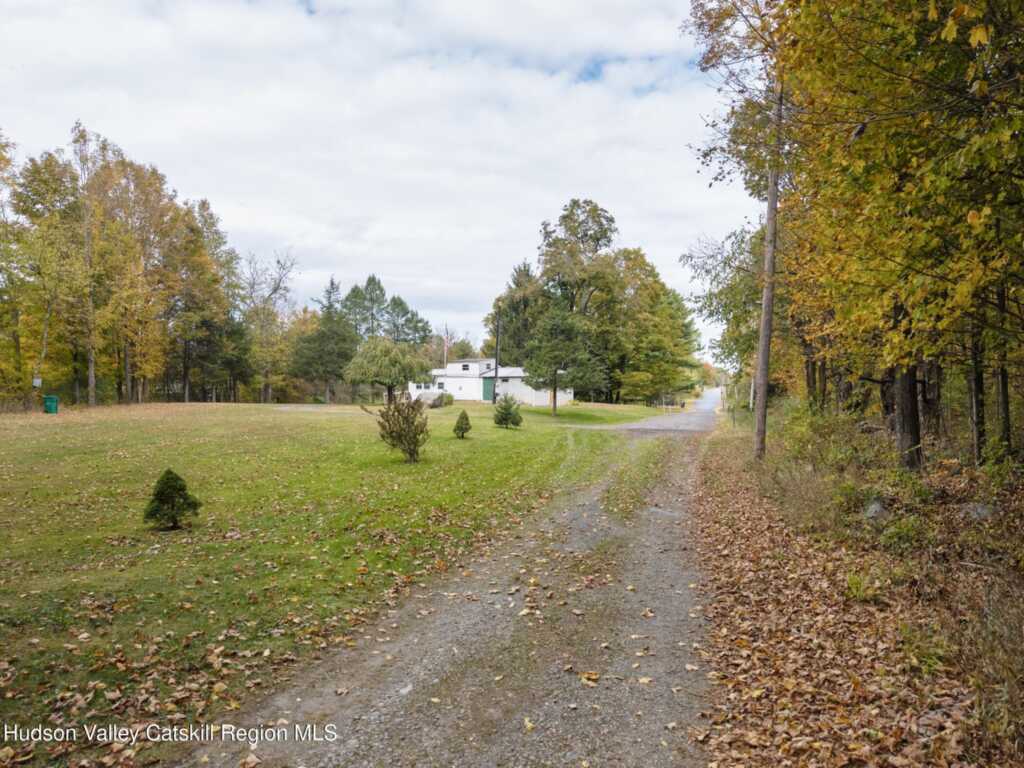 11 Millers Lane, New Paltz, NY 12561 - Photo 2 of 31