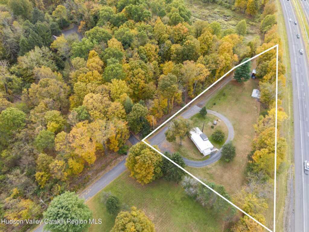11 Millers Lane, New Paltz, NY 12561 - Photo 3 of 31