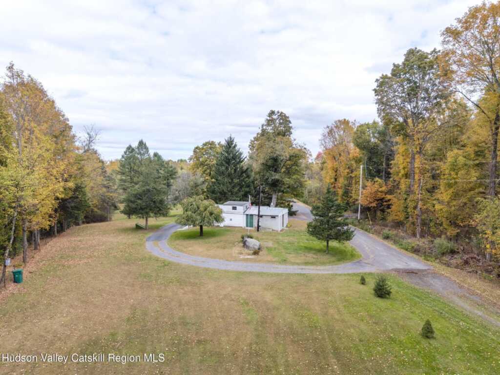 11 Millers Lane, New Paltz, NY 12561 - Photo 5 of 31