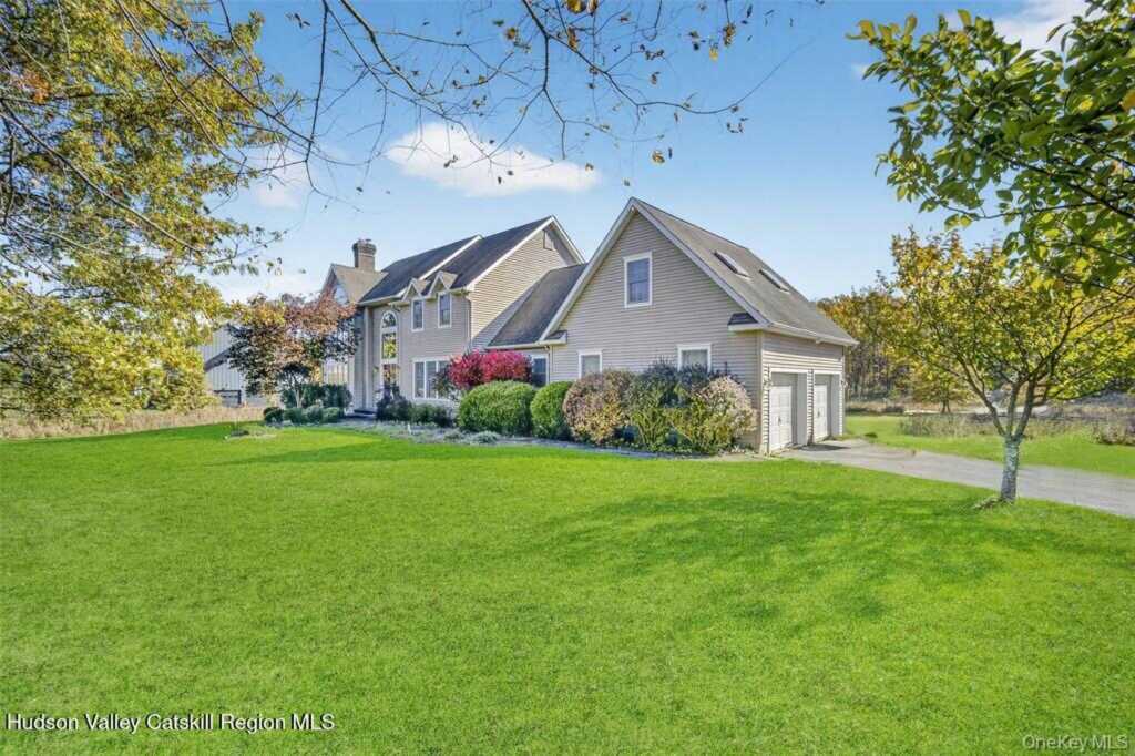 71 Vista Drive, New Paltz, NY 12561 - Photo 3 of 32