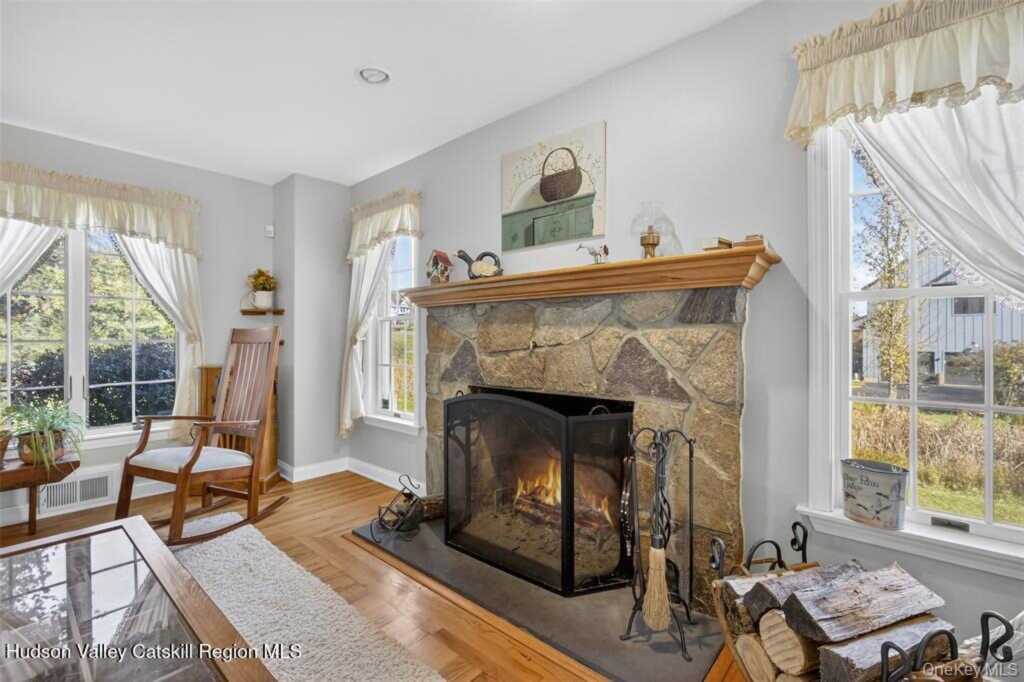 71 Vista Drive, New Paltz, NY 12561 - Photo 6 of 32