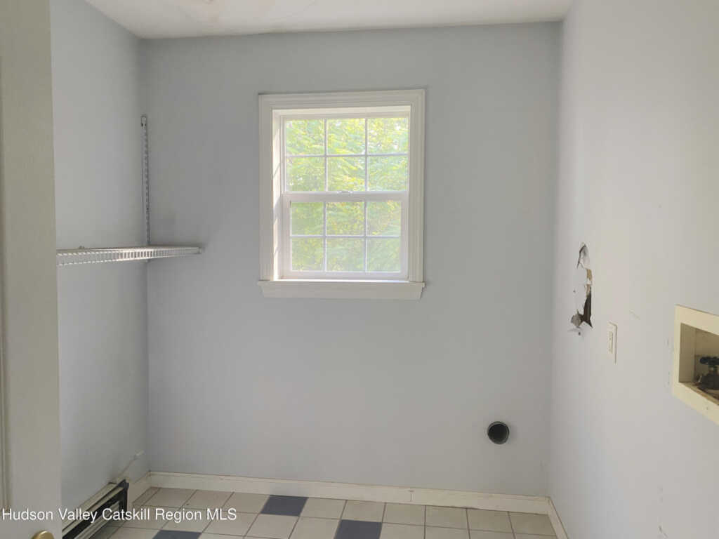 71 Easy Street, Hurley, NY 12443 - Photo 11 of 23