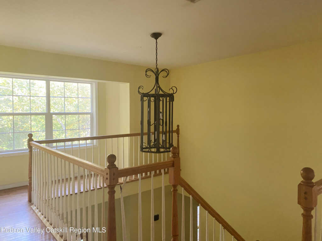 71 Easy Street, Hurley, NY 12443 - Photo 12 of 23