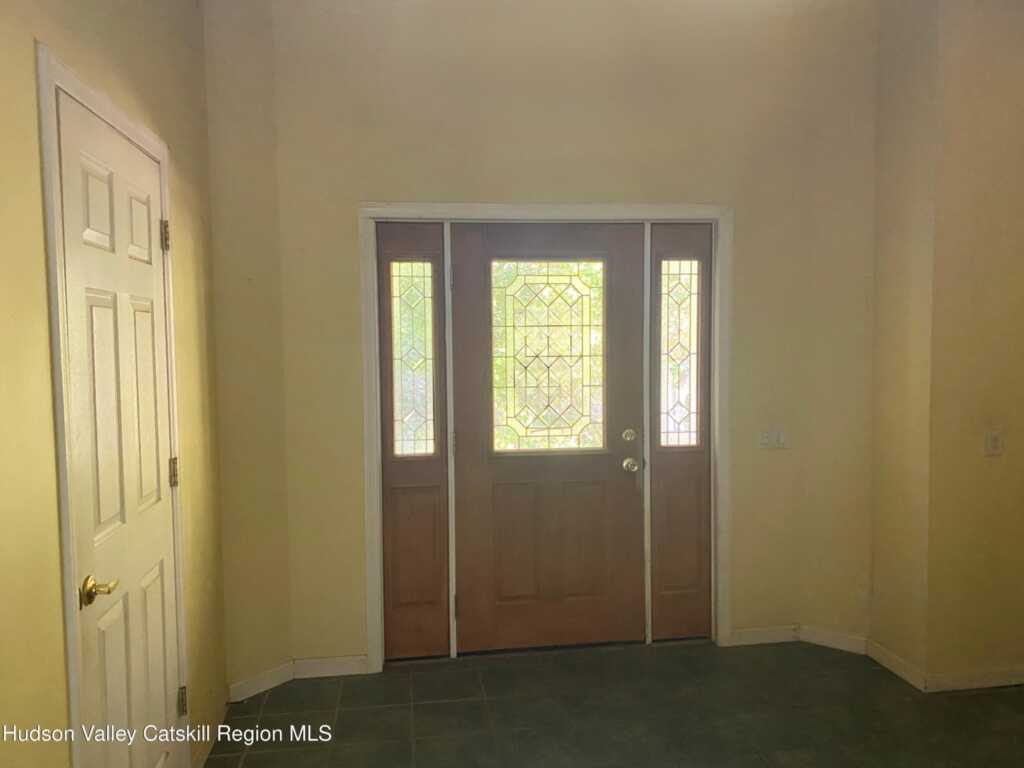 71 Easy Street, Hurley, NY 12443 - Photo 7 of 23