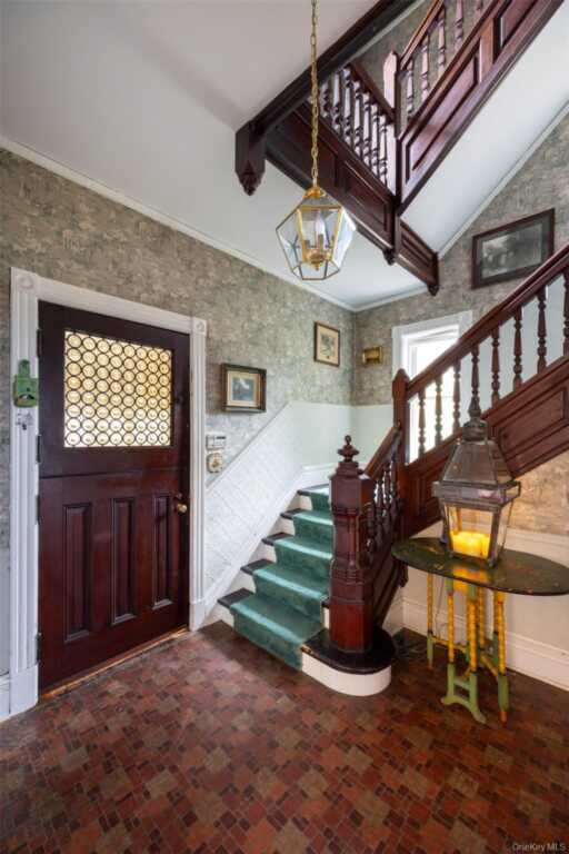 44 Chestnut Street, Kingston, NY 12401 - Photo 8 of 39