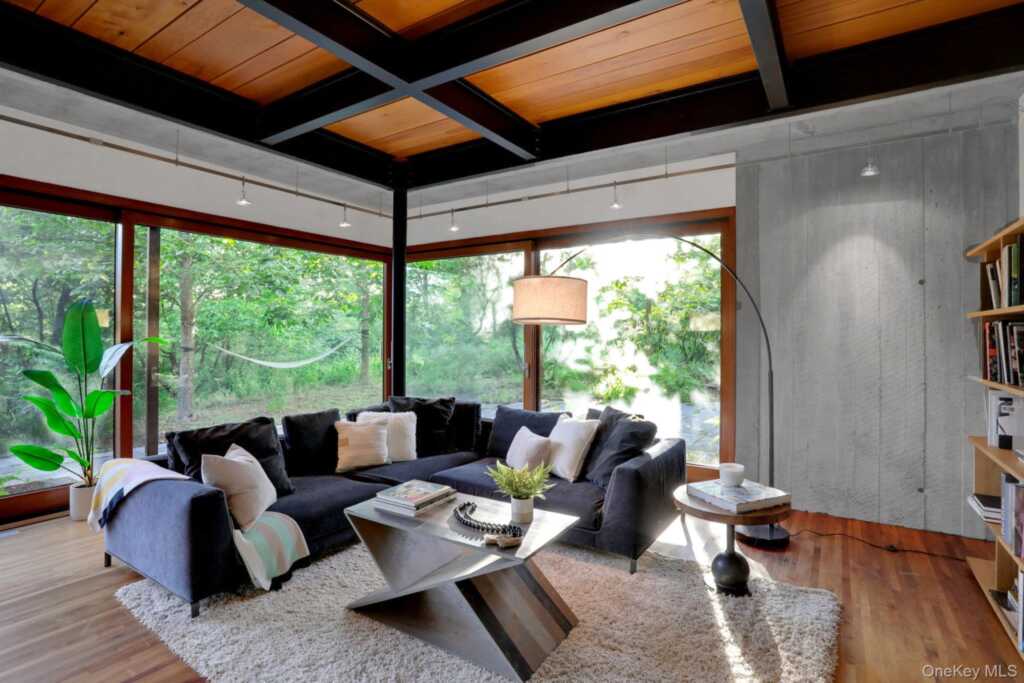 125 Valley View Way, Woodstock, NY 12448 - Photo 14 of 50
