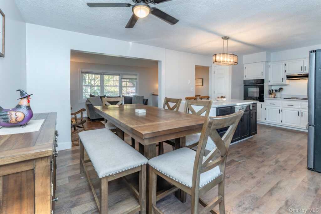 30 Willow Road, Saugerties, NY 12477 - Photo 14 of 40