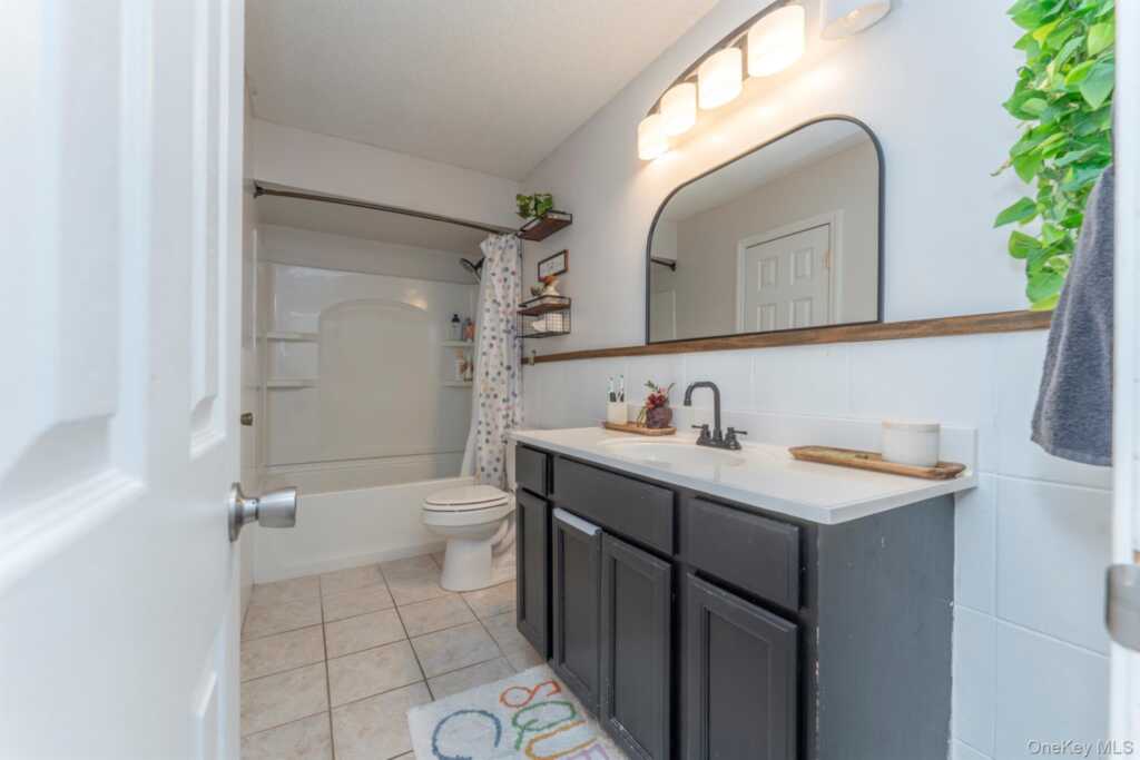 30 Willow Road, Saugerties, NY 12477 - Photo 17 of 40