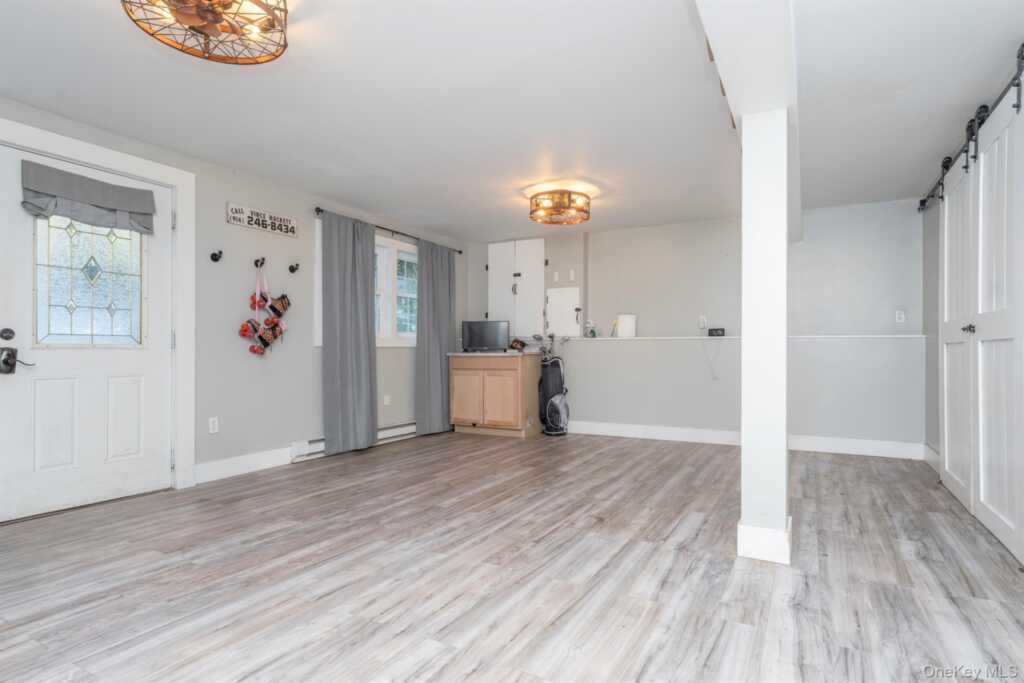 30 Willow Road, Saugerties, NY 12477 - Photo 28 of 40