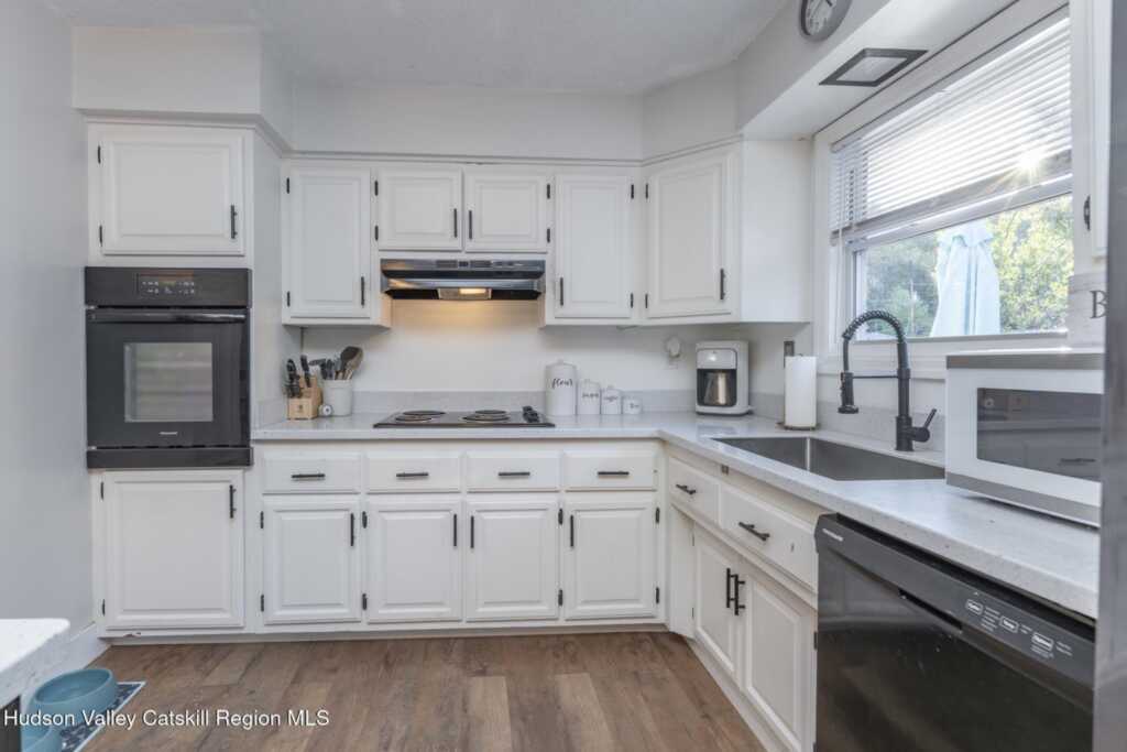 30 Willow Road, Saugerties, NY 12477 - Photo 16 of 40