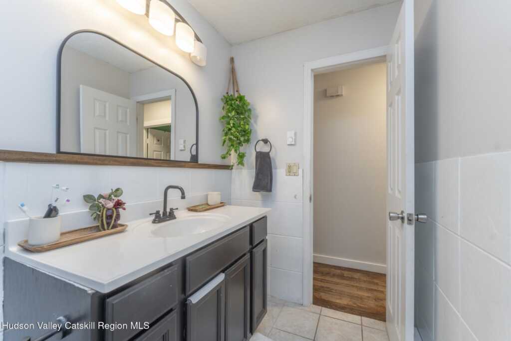 30 Willow Road, Saugerties, NY 12477 - Photo 20 of 40