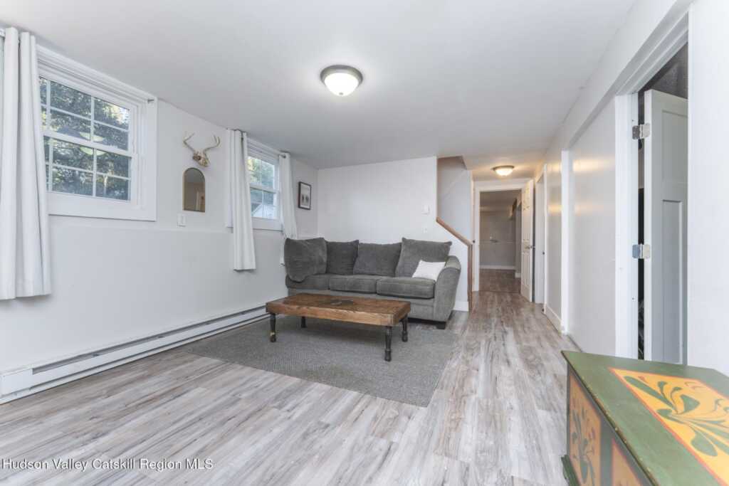 30 Willow Road, Saugerties, NY 12477 - Photo 24 of 40