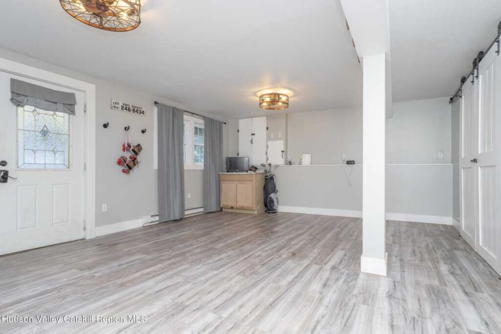 30 Willow Road, Saugerties, NY 12477 - Photo 29 of 40