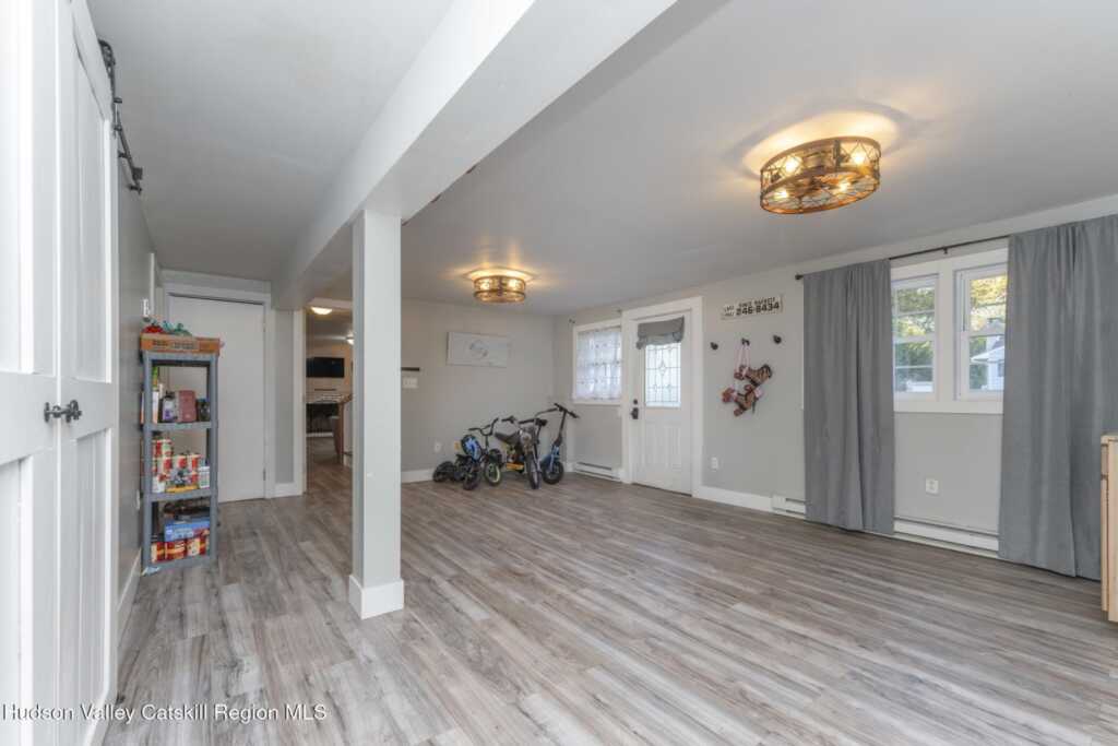 30 Willow Road, Saugerties, NY 12477 - Photo 30 of 40