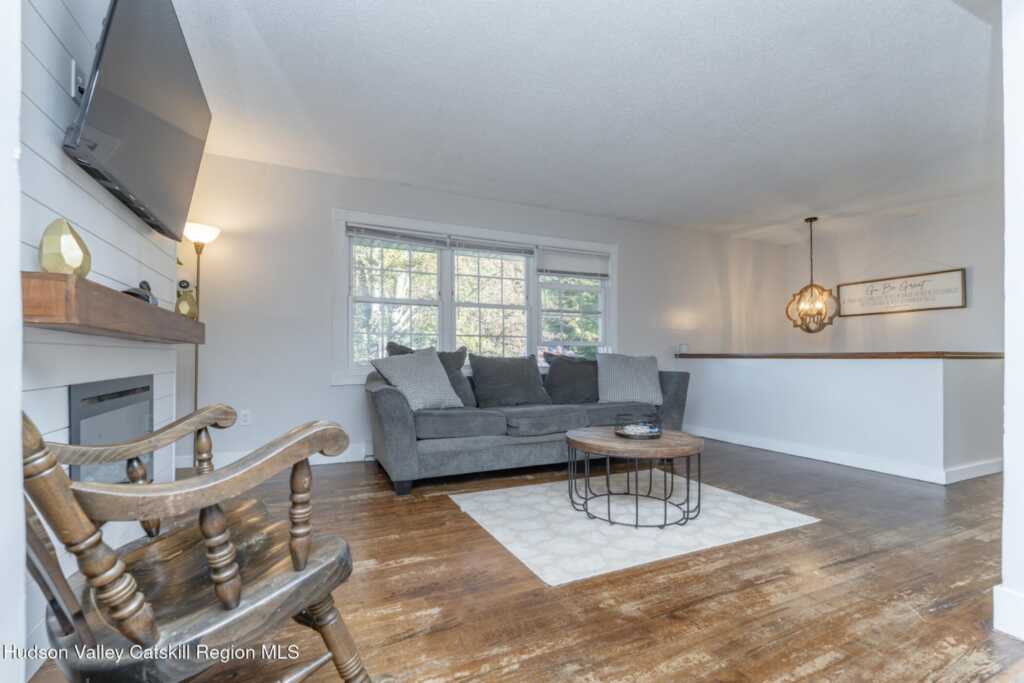 30 Willow Road, Saugerties, NY 12477 - Photo 9 of 40