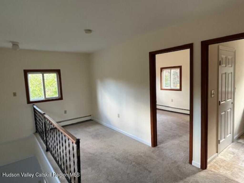 1050 Lucas Avenue, Unit #B, Hurley, NY 12443 - Photo 4 of 7