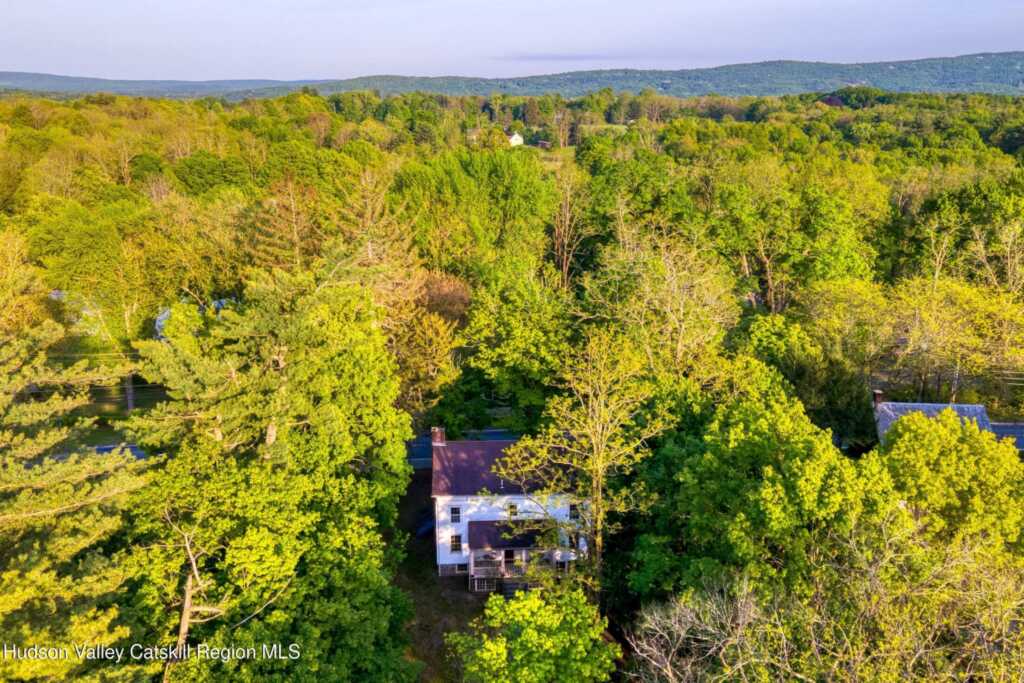 3714 Main Street, Stone Ridge, NY 12484 - Photo 5 of 31