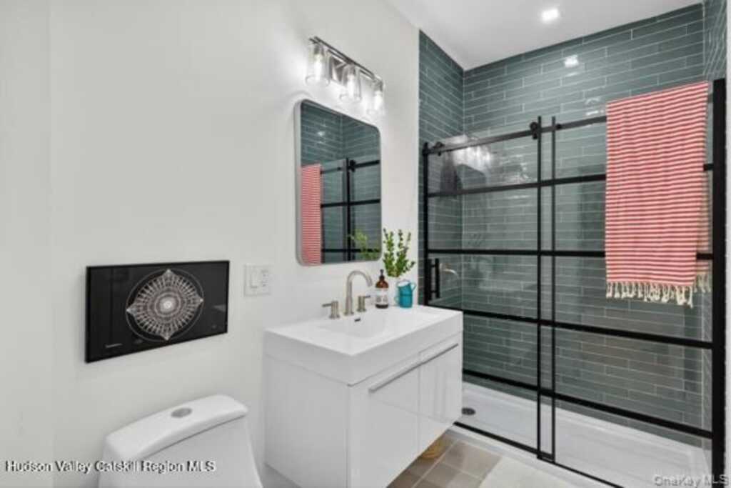 26 Gill Street, Kingston, NY 12401 - Photo 13 of 25